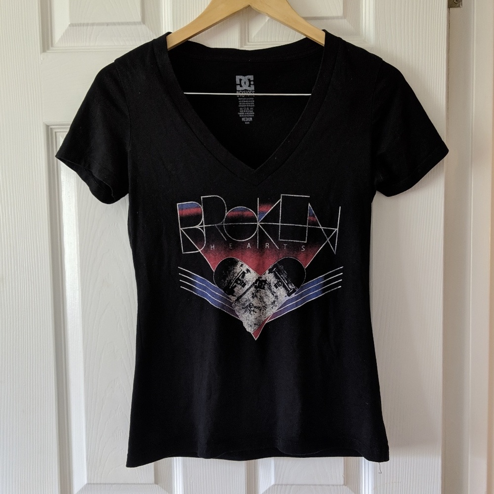 DC Shoes V-Neck Skateboard T-Shirt
